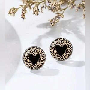 Leopard 🖤 earrings